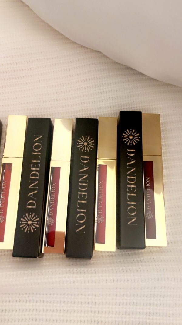 Long Lasting Luxury Lip Gloss - Imagen 2
